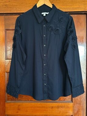 Chico's Navy 3D Floral Embroidered Long Sleeve Button-Down Shirt Size XL Cotton